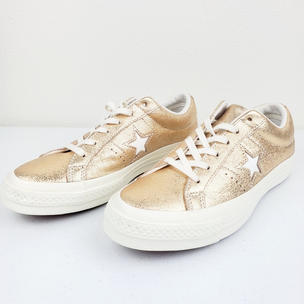 CONVERSE One Star Gold Leather Platform Sneakers